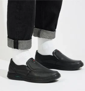 Giày Tây Nam Công Sở: Bí Quyết Chọn Lựa và Phối Đồ Lịch Lãm Cho Quý Ông