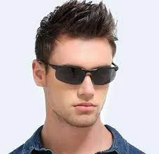 Tại sao mắt kính lại trở thành một phụ kiện thời trang không thể thiếu của nam giới?