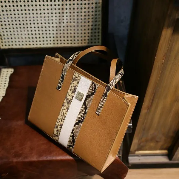 "Bí Kíp Vàng" Chăm Sóc Túi Xách Nữ Hàng Hiệu Luôn Như Mới