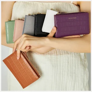 Ví Nữ Mini Thời Trang: "Must-Have Item" Cho Cô Nàng Sành Điệu 2025
